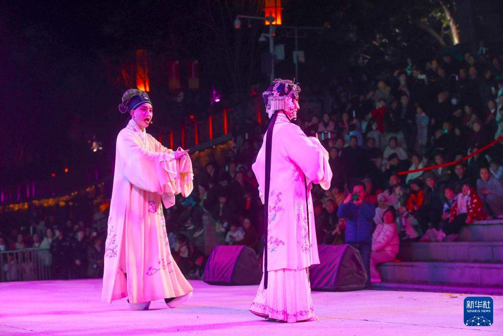 2025年全国营业性演出票房收入超616亿元(图2)