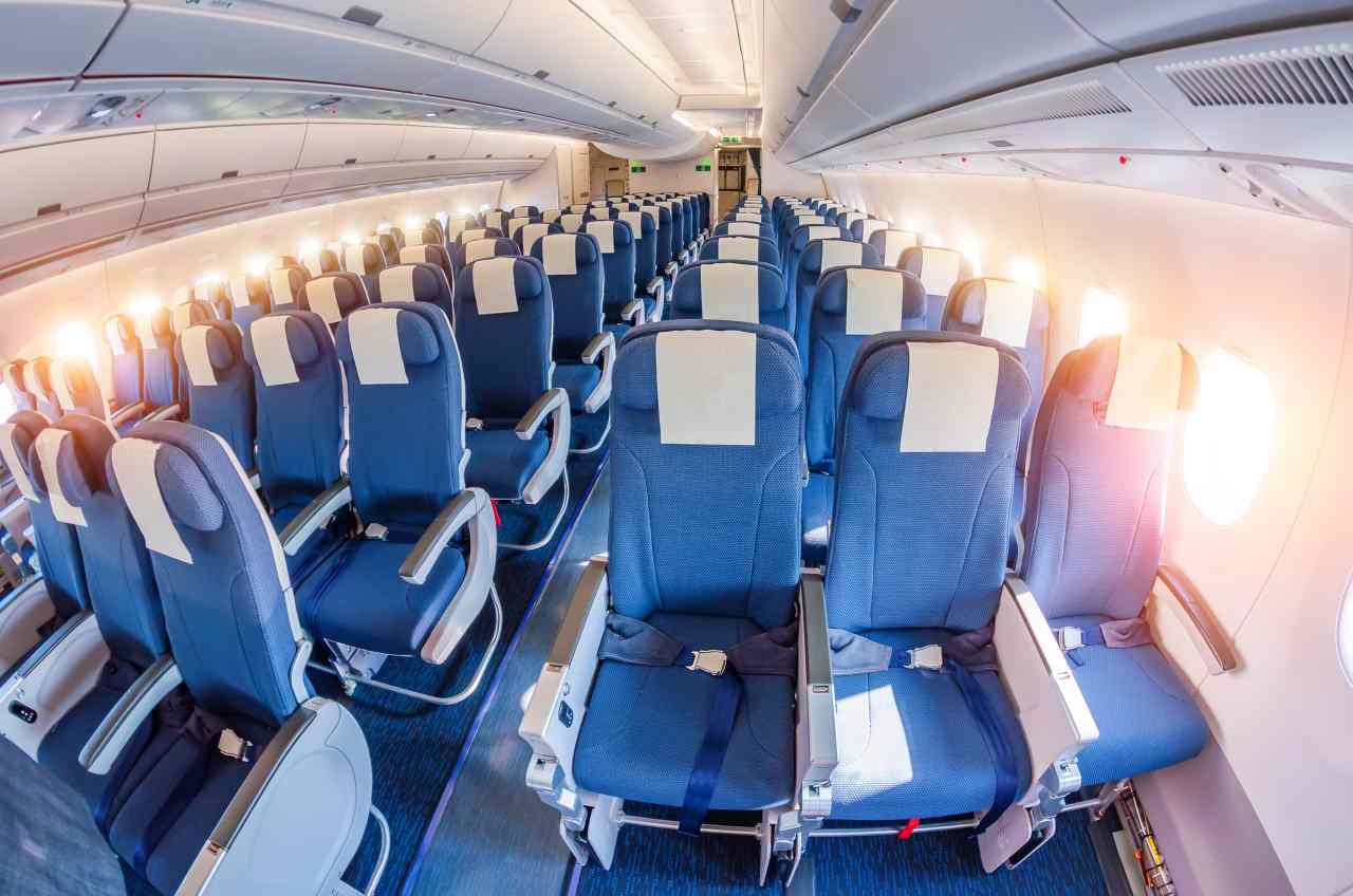 规范“机票锁座”回应大众关切 - 盛景通文旅