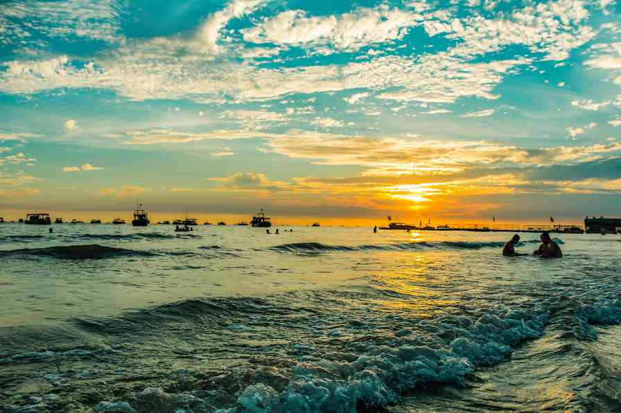 假日文旅彰显“流动的中国”“繁荣的中国” - 盛景通文旅