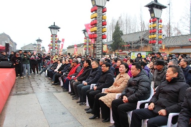 粥暖古城福启新春 寿州2026腊八百叟宴串联千年福寿情(图2) 粥暖古城福启新春 寿州2026腊八百叟宴串联千年福寿情(图2)