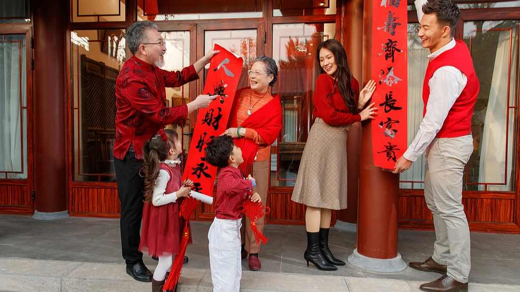 密集“上新”迎游客！来主题公园过春节成新年俗 - 盛景通文旅