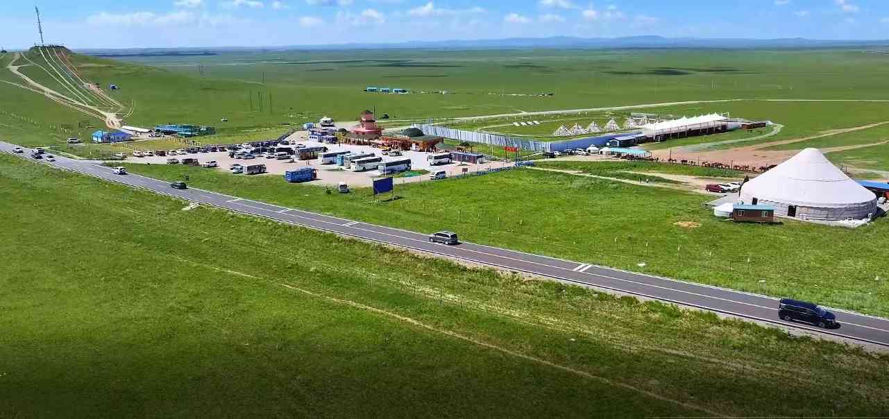今年内蒙古计划建设6条旅游公路(图1)