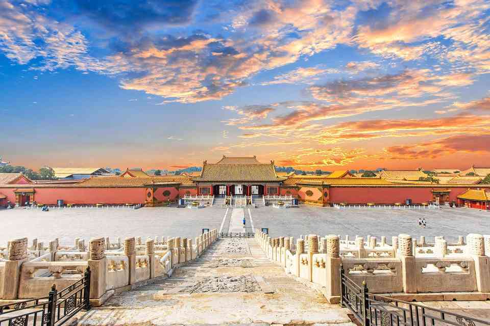 深刻认识五个必须 加快建设旅游强国 - 盛景通文旅