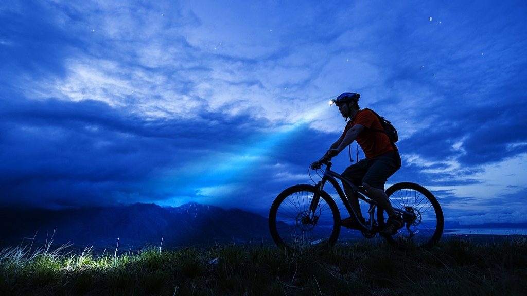 多所高校为“夜骑开封”降温 当地景区迎承载极限 - 盛景通文旅