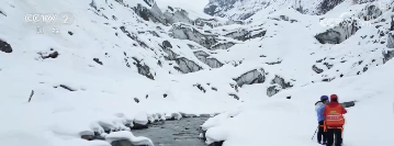 “冰雪+科考”“极寒躺冰” 特色玩法“上新”助力“冷”资源“热力全开”(图14) “冰雪+科考”“极寒躺冰” 特色玩法“上新”助力“冷”资源“热力全开”(图14)