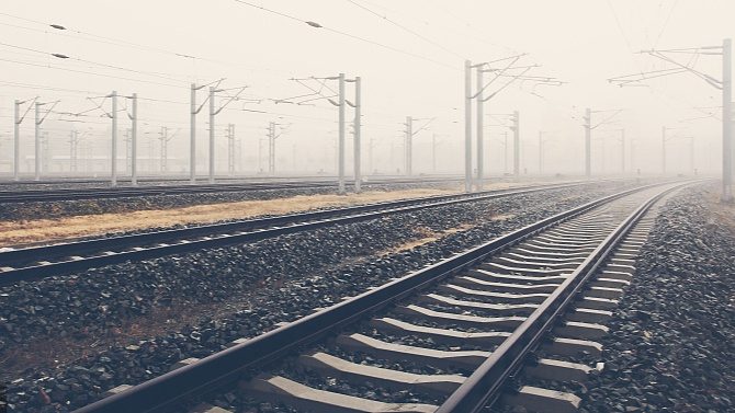 文化和旅游部：推动银发旅游列车与景区合作 为老年旅客铺就安心旅途 - 盛景通文旅