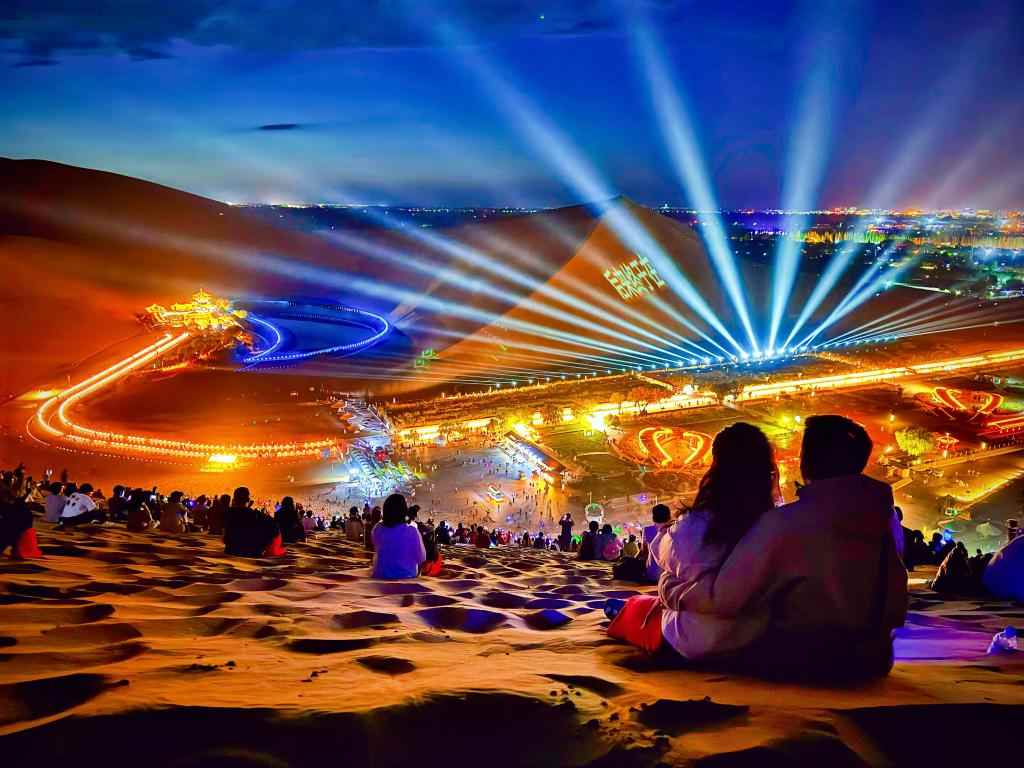 “支支串飞”航线激活西部丝路游(图1)