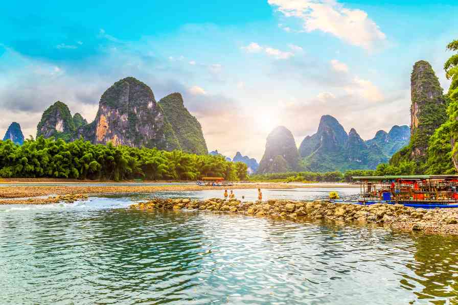 聚焦两个“推进”一个“提升” 推动“十五五”旅游业发展 - 盛景通文旅