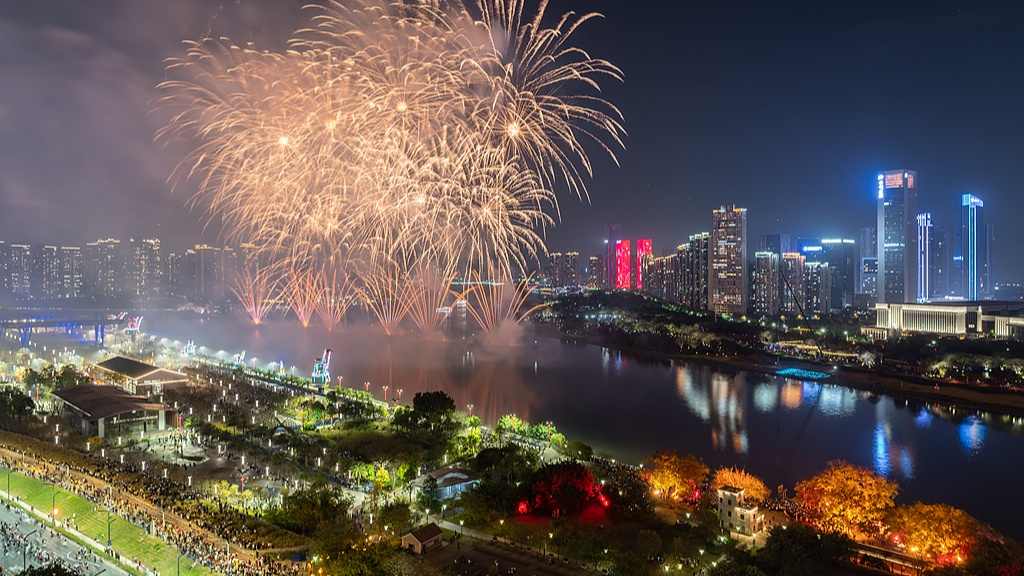 2025元旦、春节优秀电视节目片单发布 - 盛景通文旅