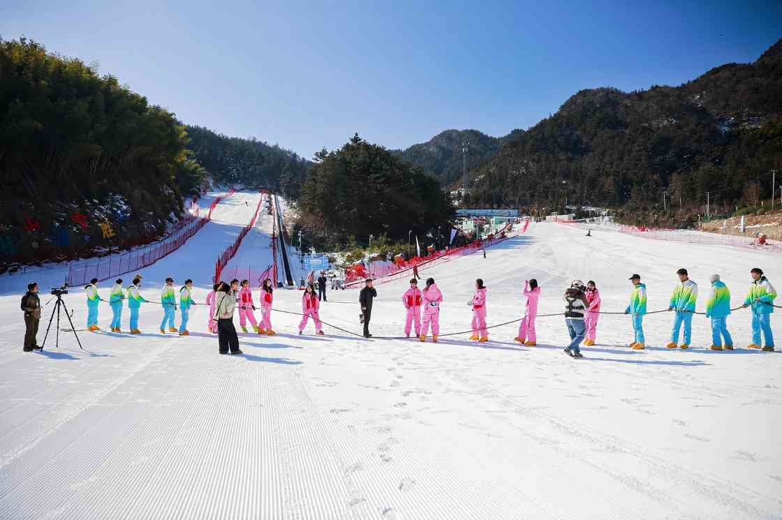 安徽启动快乐健身大众冰雪季活动(图2)