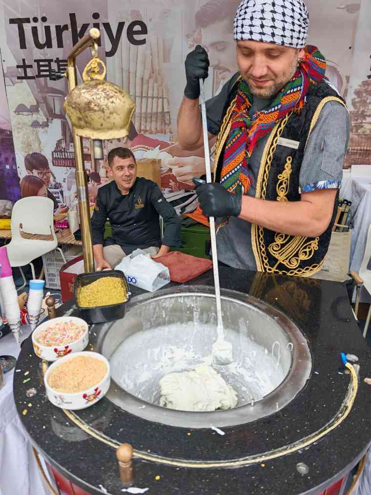 跨越山海奔赴非遗之约(图1) 跨越山海奔赴非遗之约(图1)