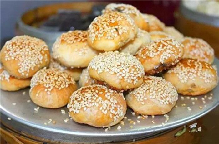 酥脆留香的传统风味小吃——蟹壳黄(图2)