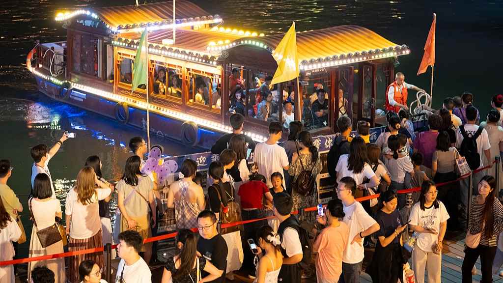 中国旅游日活动火热 “真金白银”提振文旅市场 - 盛景通文旅