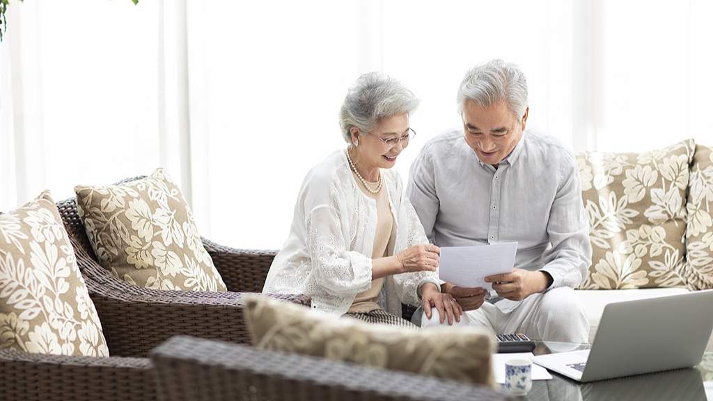 银发族文化消费渐热 年轻人能做点啥 - 盛景通文旅