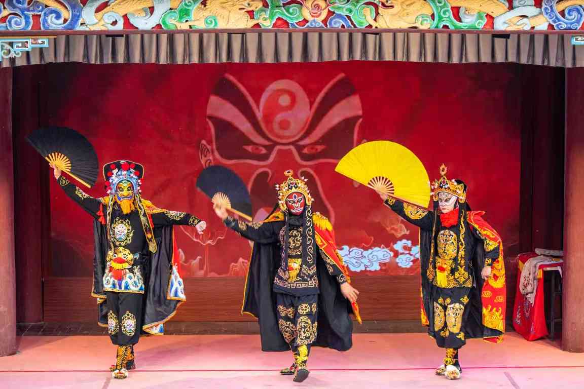 顶流文旅CP 共饮一江水(图1) 顶流文旅CP 共饮一江水(图1)