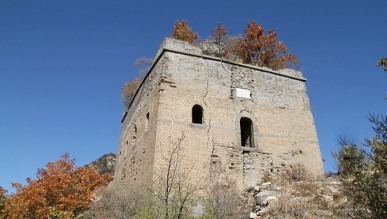 密云长城“匾额楼”启动抢险加固